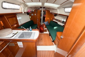 KIKI 32ft Beneteau Yacht For Sale