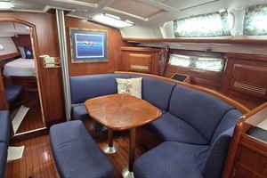 2004 Beneteau 423 thumbnail 36