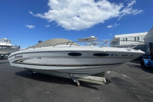 Photo 6037945 for 2000 Sea Ray 230 Signature  