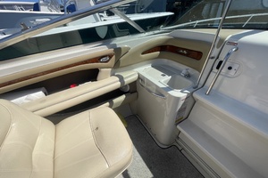 Photo 6037940 for 2000 Sea Ray 230 Signature  