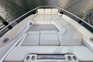 2023 Azimut Verve 47 thumbnail 20