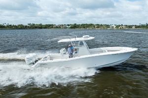 33ft Invincible Yacht For Sale