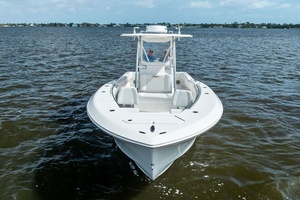 33ft Invincible Yacht For Sale