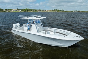 33ft Invincible Yacht For Sale