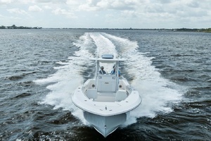 33ft Invincible Yacht For Sale