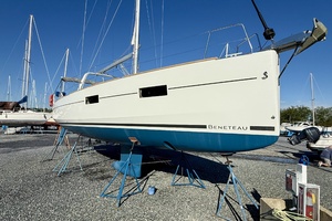 Akvavit 38ft Beneteau Yacht For Sale
