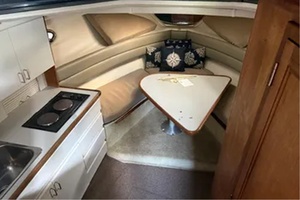 32ft Carver Yacht For Sale