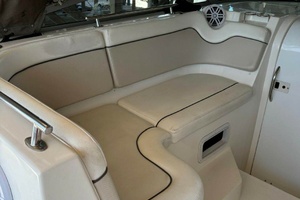2008 Rinker 300 Express thumbnail 5