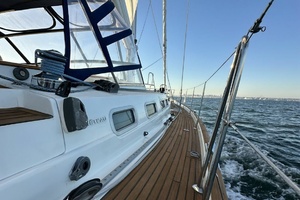 Sara Lynn 57ft Beneteau Yacht For Sale