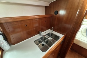 2003 Beneteau 57 thumbnail 28