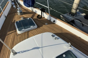 Sara Lynn 57ft Beneteau Yacht For Sale