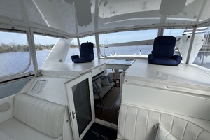 Aqua Terra 52ft Hatteras Yacht For Sale