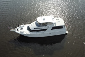 Aqua Terra 52ft Hatteras Yacht For Sale