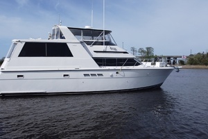 1993 Hatteras 52 Motor Yacht thumbnail 4