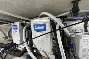 Aqua Terra 52ft Hatteras Yacht For Sale