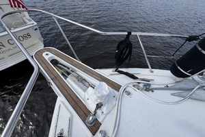 Aqua Terra 52ft Hatteras Yacht For Sale