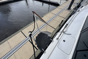 Aqua Terra 52ft Hatteras Yacht For Sale