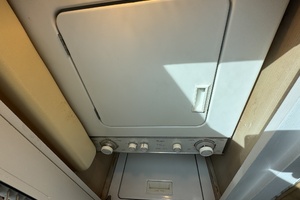 Aqua Terra 52ft Hatteras Yacht For Sale