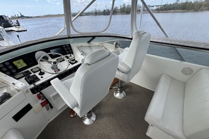 Aqua Terra 52ft Hatteras Yacht For Sale