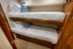 Viking 52 - THE HURRICANE - Guest Stateroom