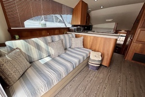 2003 Luhrs 40 Convertible thumbnail 31