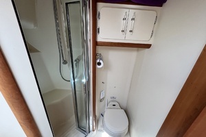 2003 Luhrs 40 Convertible thumbnail 53
