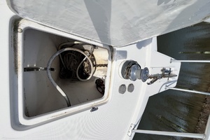 2003 Luhrs 40 Convertible thumbnail 28