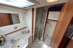 2003 Luhrs 40 Convertible thumbnail 52