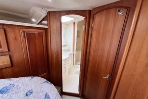2003 Luhrs 40 Convertible thumbnail 51