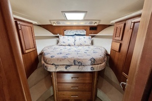 2003 Luhrs 40 Convertible thumbnail 43