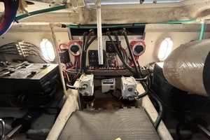 2003 Luhrs 40 Convertible thumbnail 67