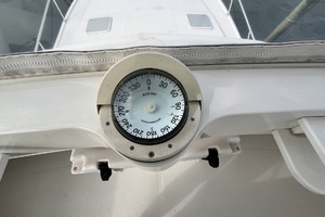 2003 Luhrs 40 Convertible thumbnail 16