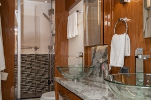 2018 Sea Ray L650 FLY thumbnail 61