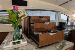 2018 Sea Ray L650 FLY thumbnail 25