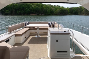 2018 Sea Ray L650 FLY thumbnail 30