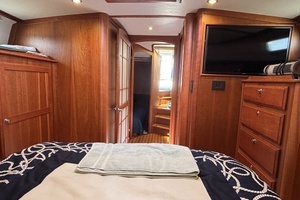 2019 Sabre 45 Express thumbnail 29