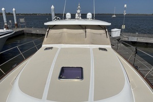 2019 Sabre 45 Express thumbnail 12