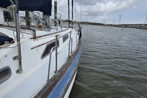 43ft Slocum Yacht For Sale