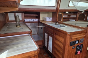 43ft Slocum Yacht For Sale