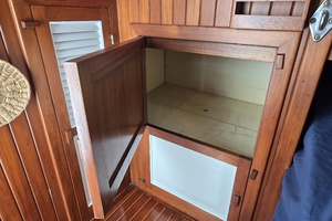 43ft Slocum Yacht For Sale