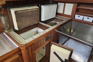 43ft Slocum Yacht For Sale