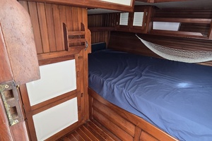 43ft Slocum Yacht For Sale