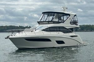 2017 Sea Ray 460 FLY thumbnail 2