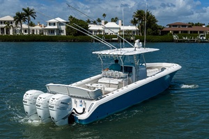 Bahama 41 - Exterior Profile