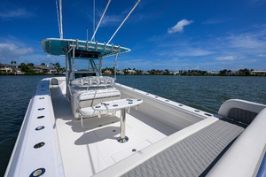 Bahama 41 - Exterior Cockpit