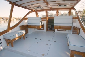 2022 Ellis 36 Express Cruiser thumbnail 14