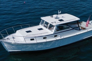2022 Ellis 36 Express Cruiser thumbnail 1