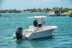 23ft Sea Hunt Yacht For Sale