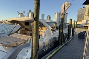 2014 Cranchi M44 HT Hard Top thumbnail 7