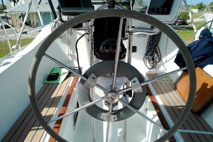 1993 Beneteau thumbnail 24